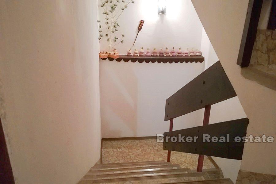 Kastela - Haus mit Meerblick