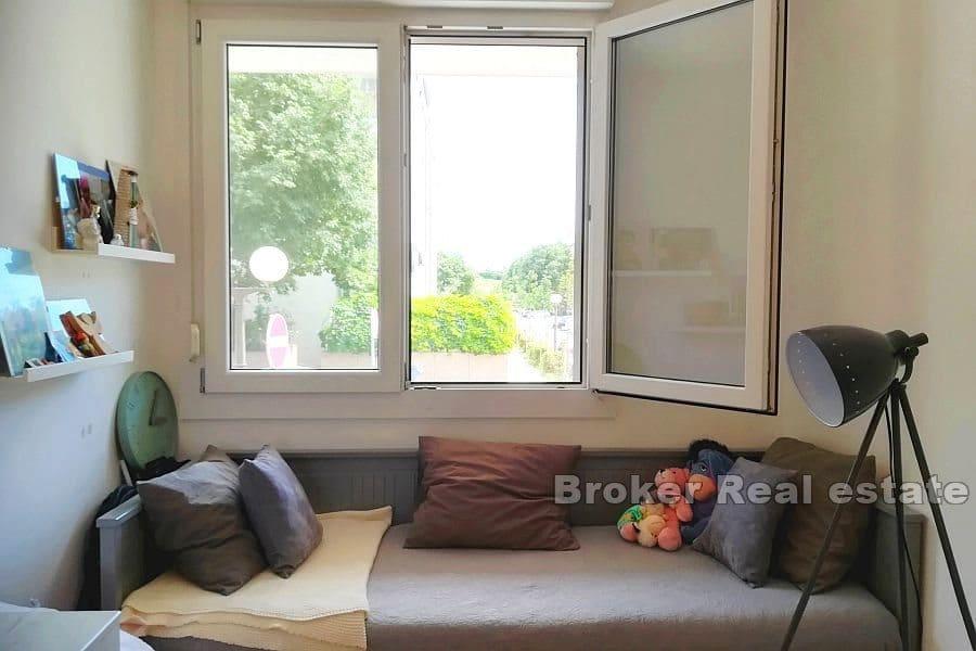 Split, Znjan - Drei-Zimmer-Wohnung auf zwei Etagen