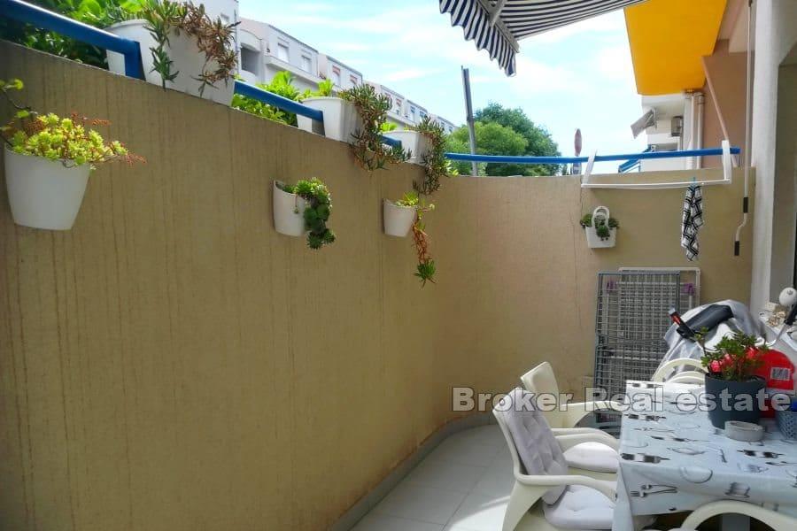 Split, Znjan - Trojizbový apartmán na dvoch poschodiach