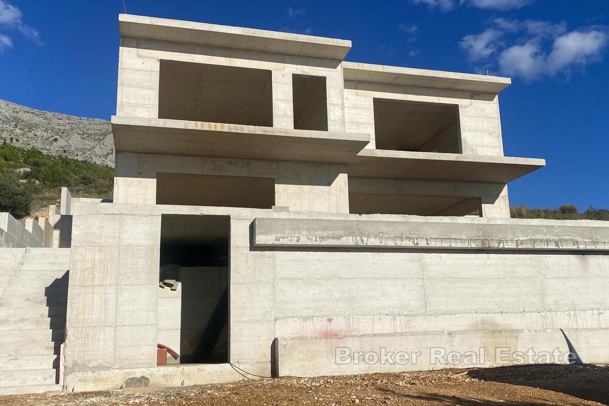 Unfertige Villa mit Meerblick