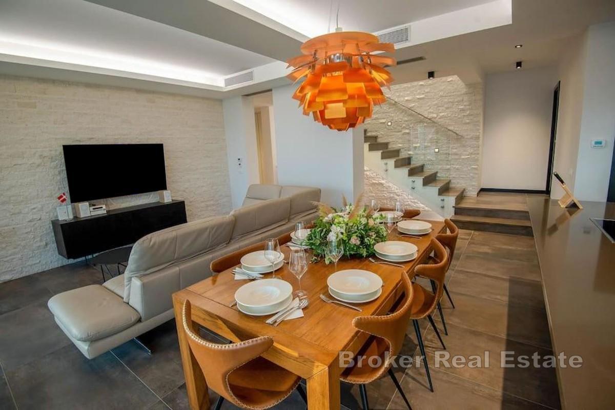 Luxusvilla mit Pool