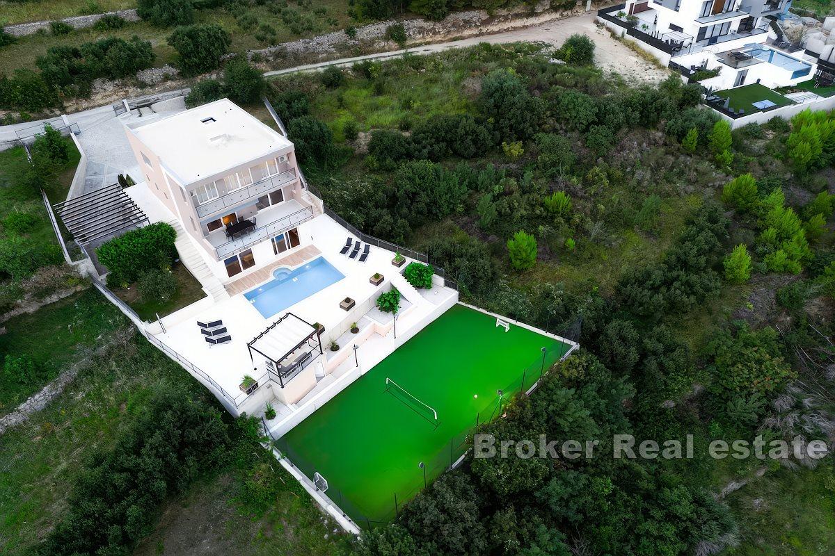 In der Nähe von Split - Villa mit Pool und Panoramablick