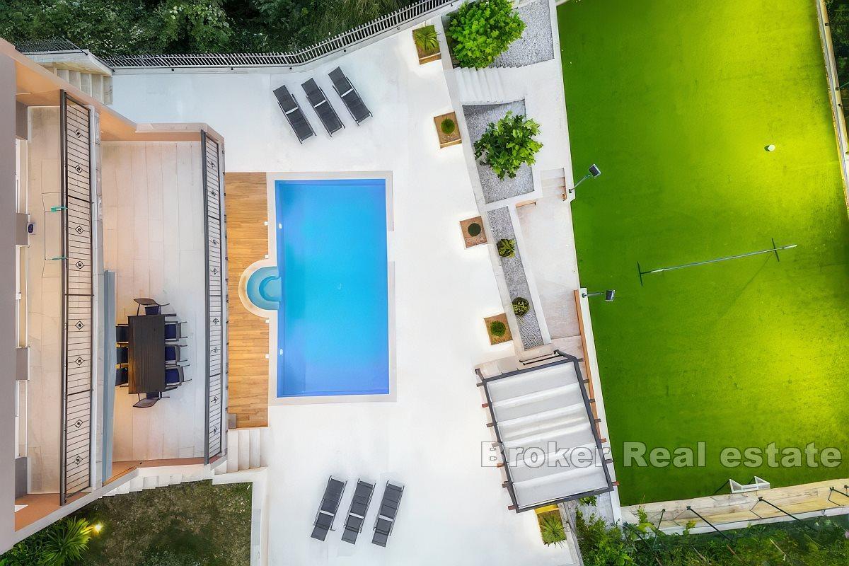 In der Nähe von Split - Villa mit Pool und Panoramablick