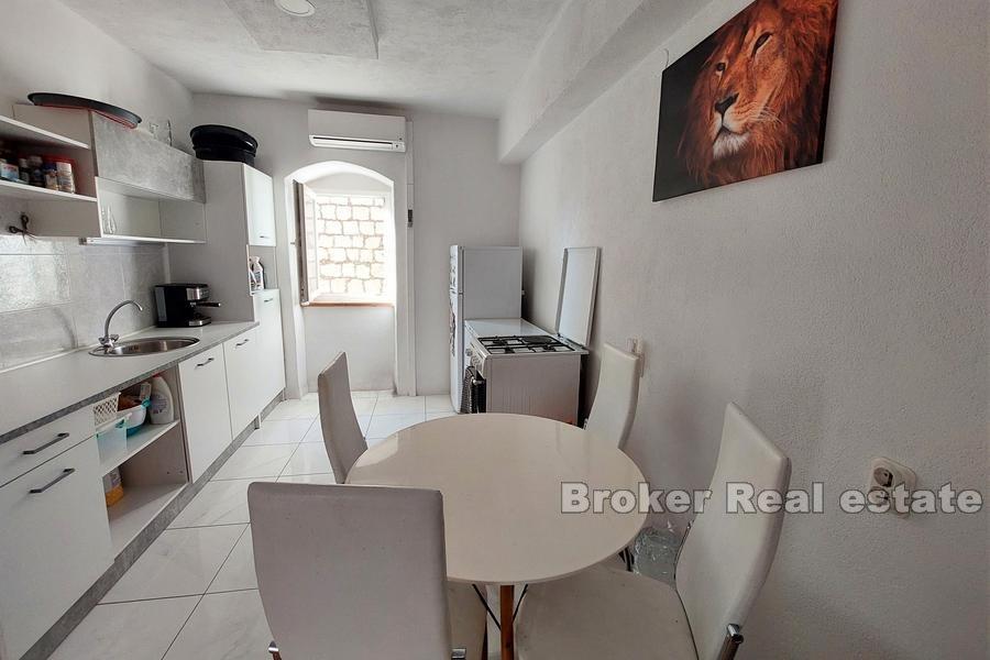 Kastela - Teil eines Steinhauses