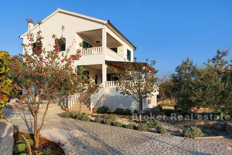 Marina - Samostojeća kuća sa zemljištem