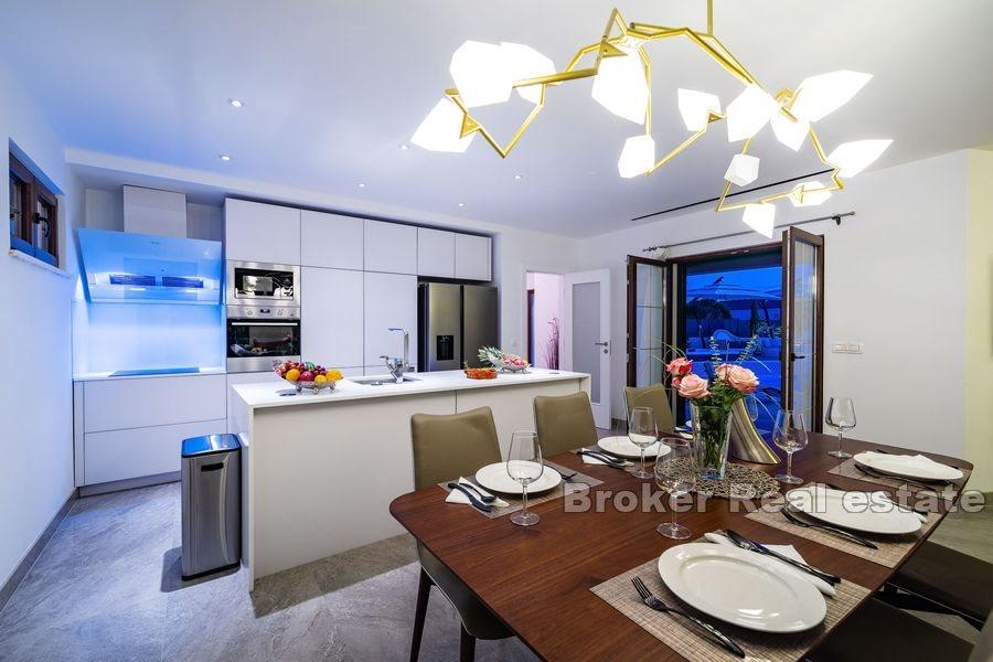 Near Zadar - Modern villa with pool