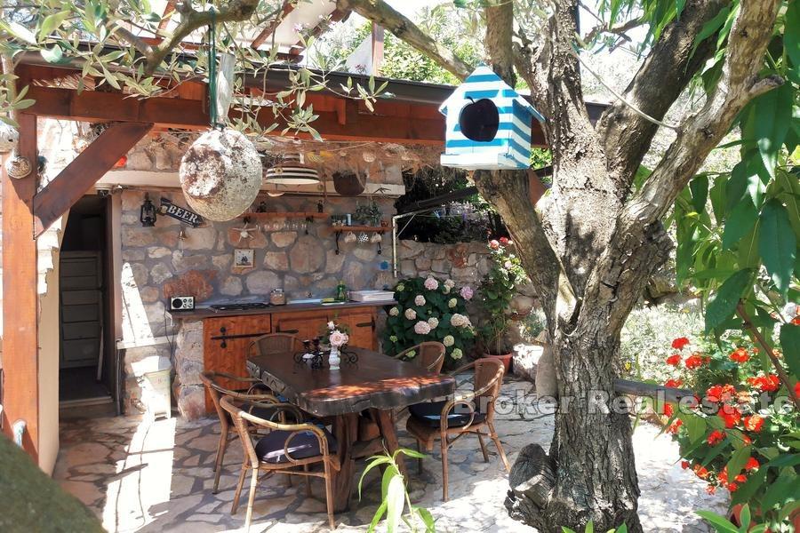 Otok Iž - Šarmantna kuća blizu mora