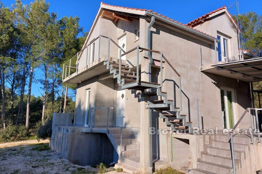 Ostrov Brač - Dom v tichej lokalite