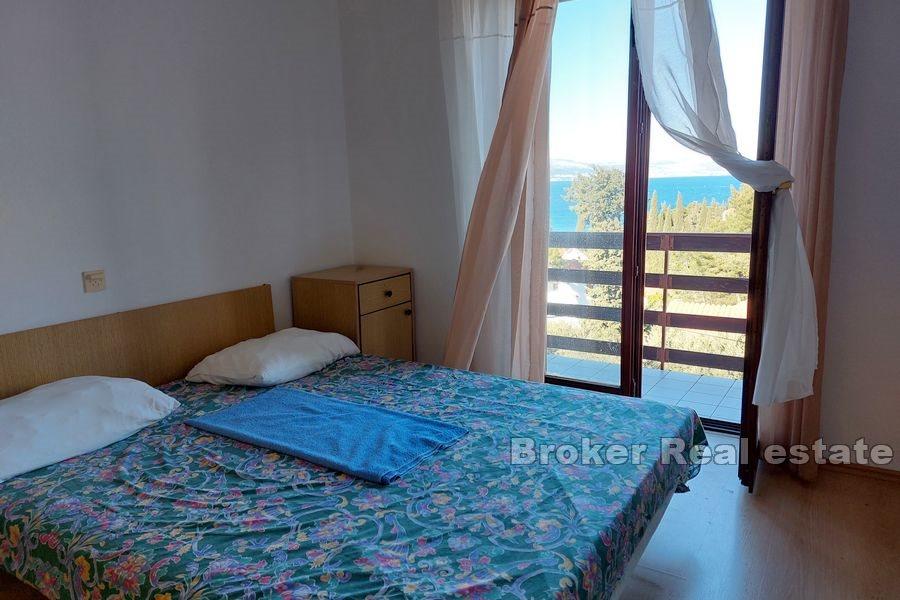 Øya Brac - Del av tomannsbolig med havutsikt