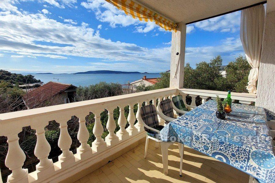 Остров Чиово - Частный дом с видом на море