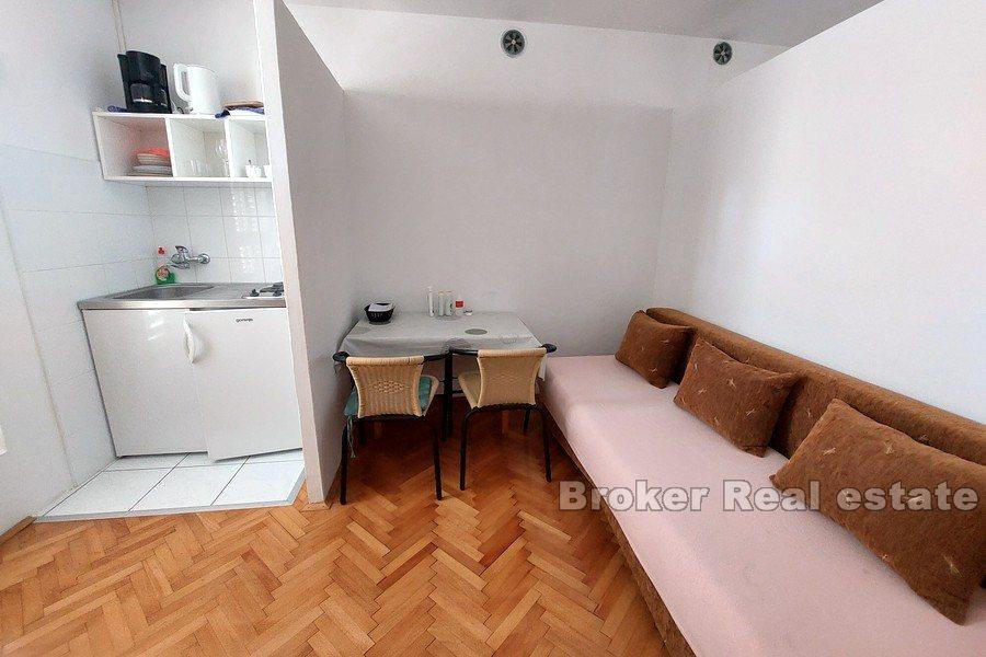 Wyspa Hvar - Dom z apartamentami nad morzem na północy wyspy