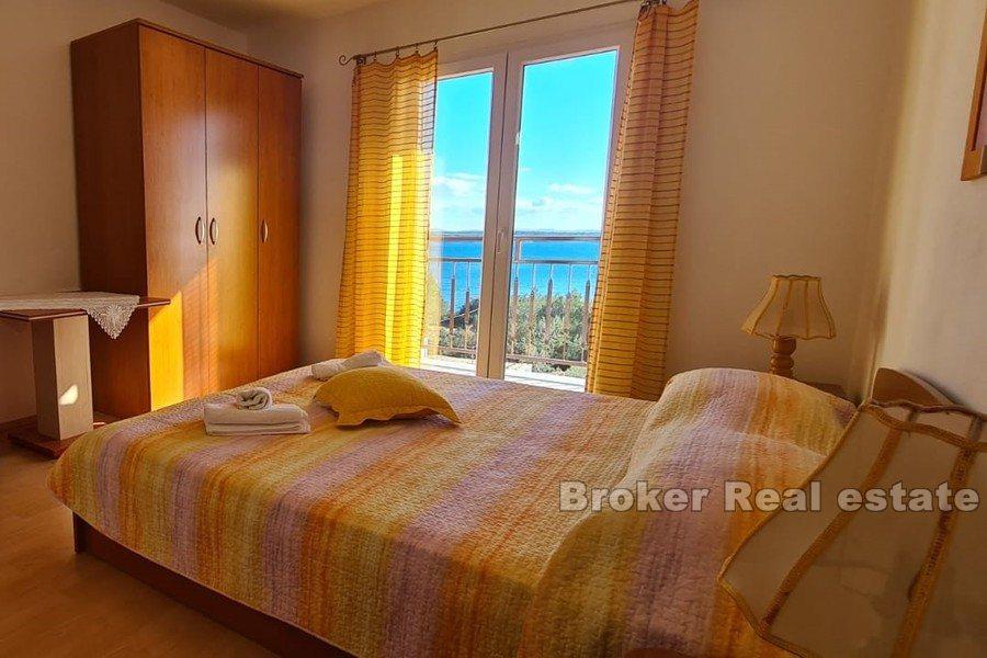 Wyspa Hvar - Dom z apartamentami z widokiem na morze