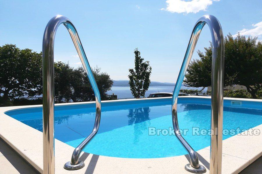 Makarska - Maison partiellement meublée avec piscine