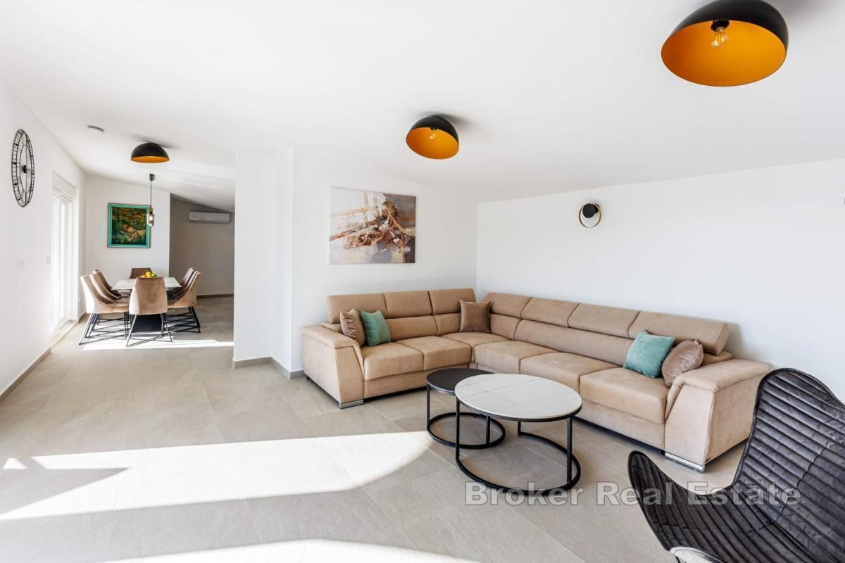 Nowoczesna willa blisko morza