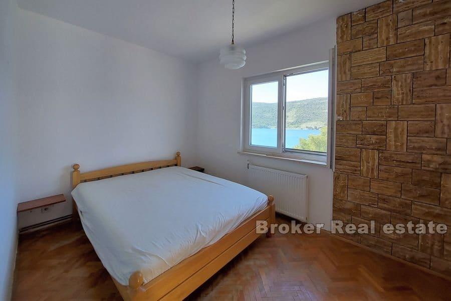 Trogir - Casa in prima fila sul mare