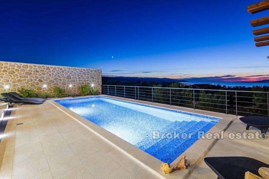 Near Zadar - Elegant villa with pool