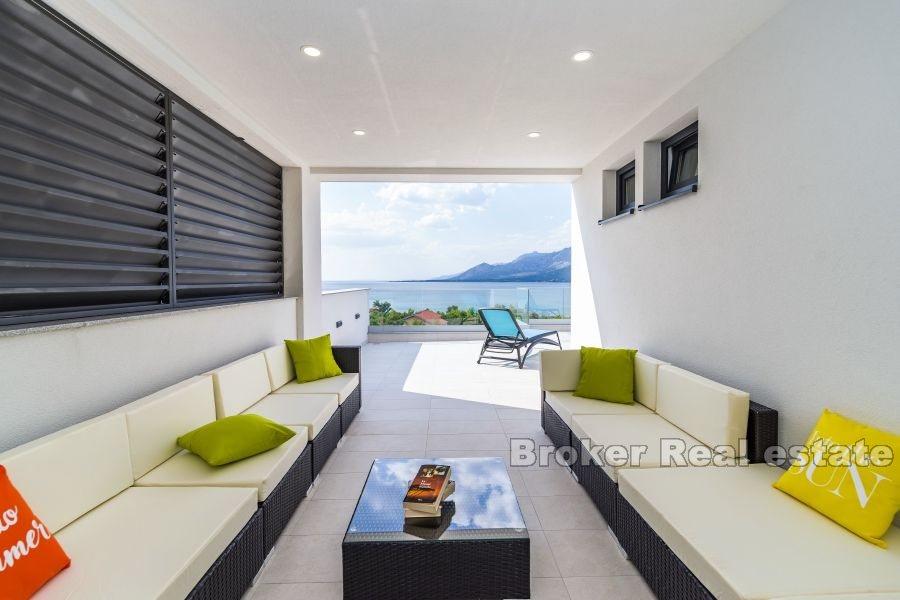 Blízko Zadaru - Elegantná vila s bazénom