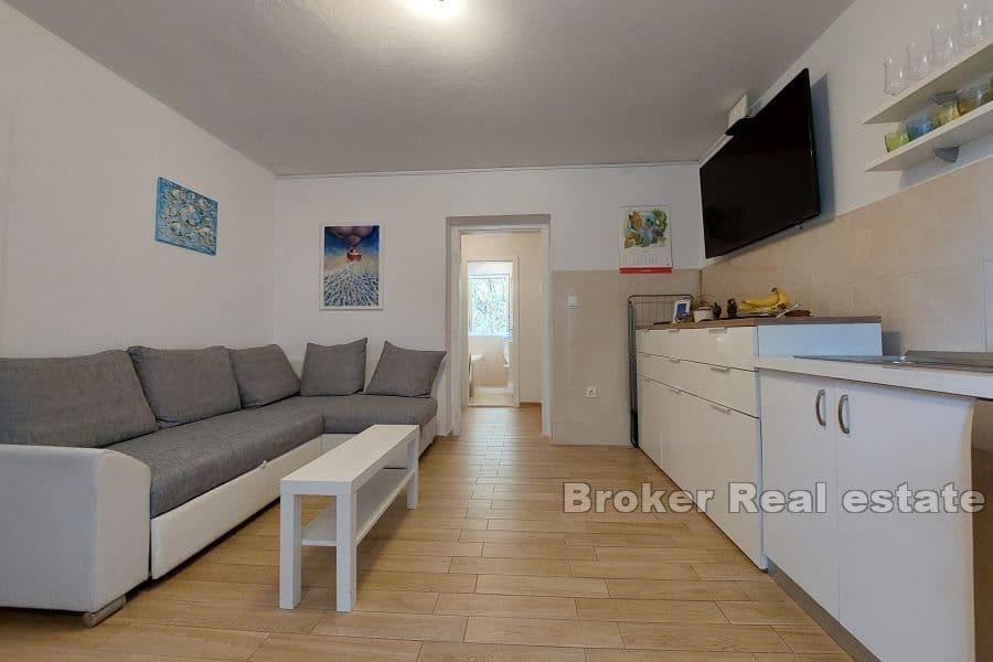 Omis - Two-room apartment near the sea