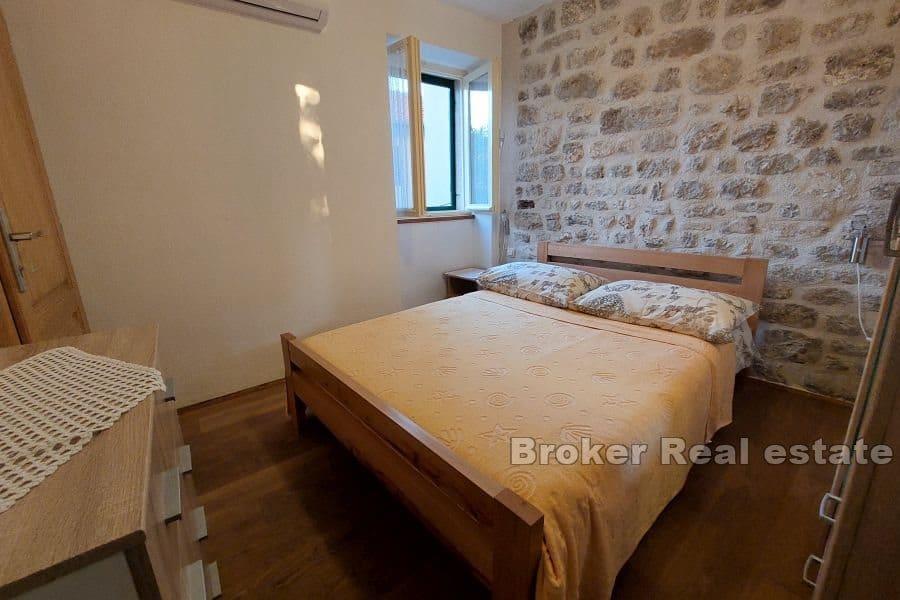 Sibenik - Steinhus i sentrum