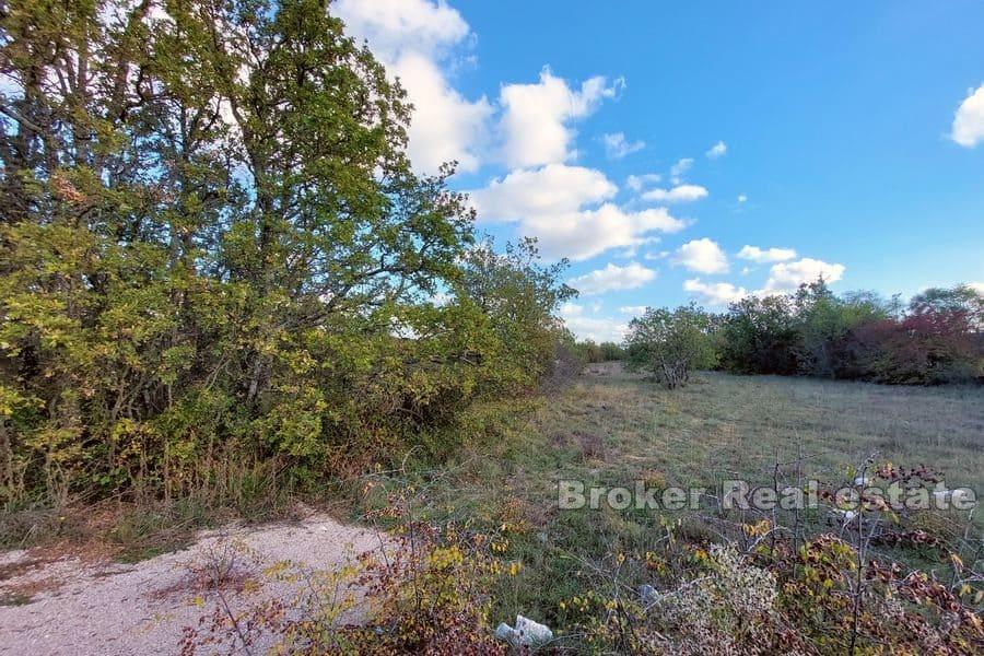 Arrière-pays dalmate - grand terrain constructible