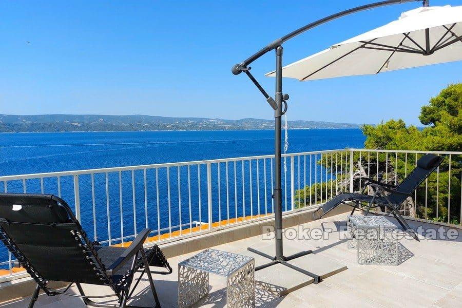 U Omiše - Dům s pěti patry, první řada k moři