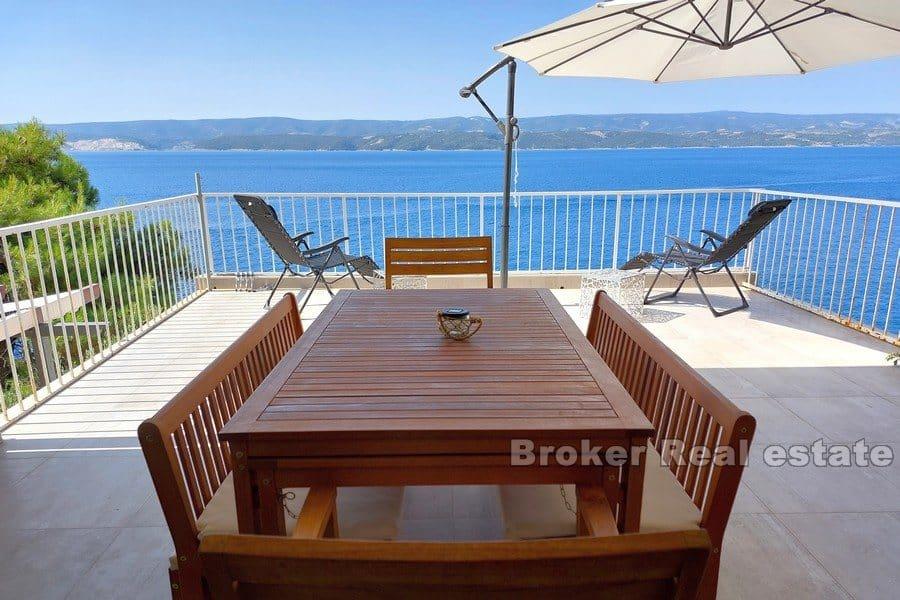 U Omiše - Dům s pěti patry, první řada k moři