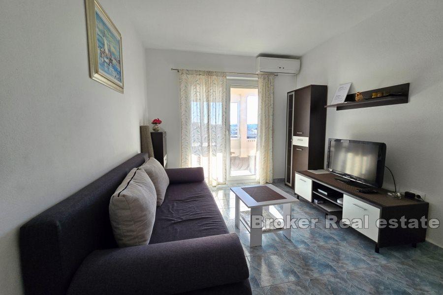 Rogoznica - Hus med havsutsikt, 70 meter från stranden