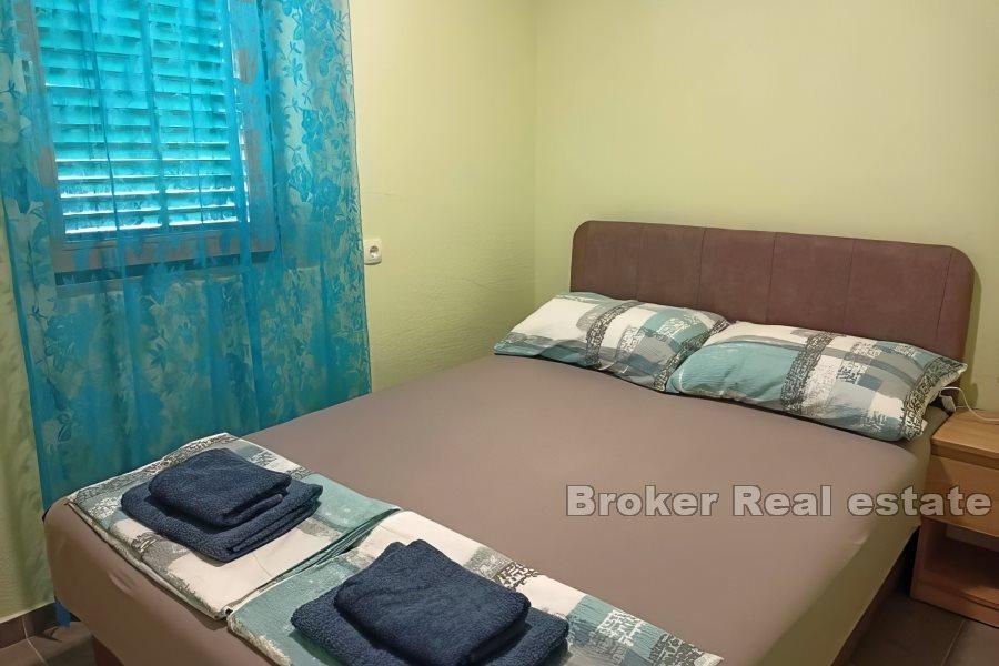 Rogoznica - Apartmánový dům v blízkosti pláže