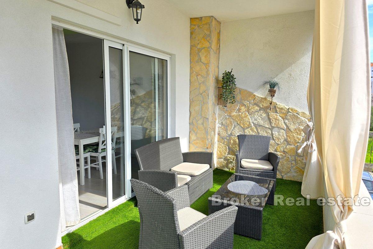 Immeuble mitoyen proche de la mer