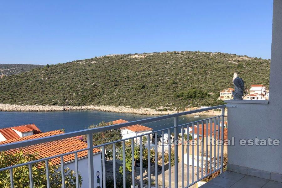 Rogoznica - Fristående hus med havsutsikt