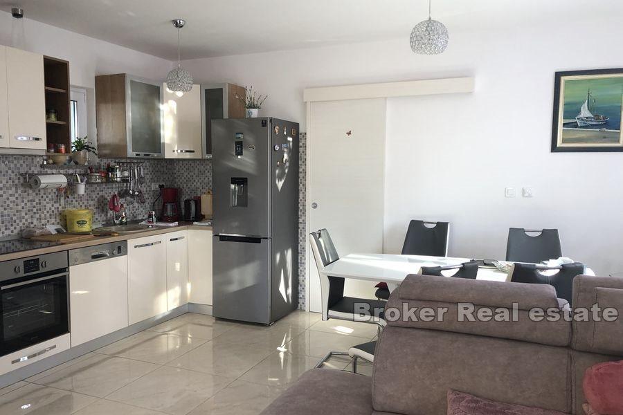 Rogoznica - Dom wolnostojący, pierwszy rząd do morza