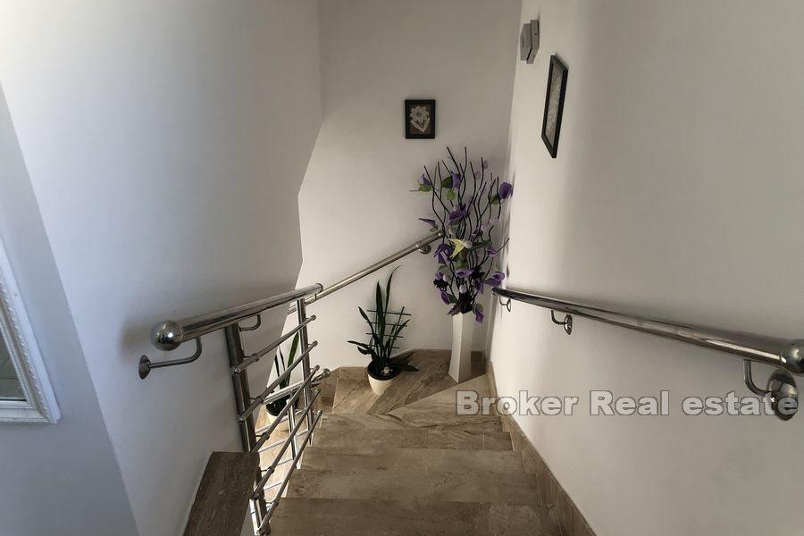 Rogoznica - Dom wolnostojący, pierwszy rząd do morza