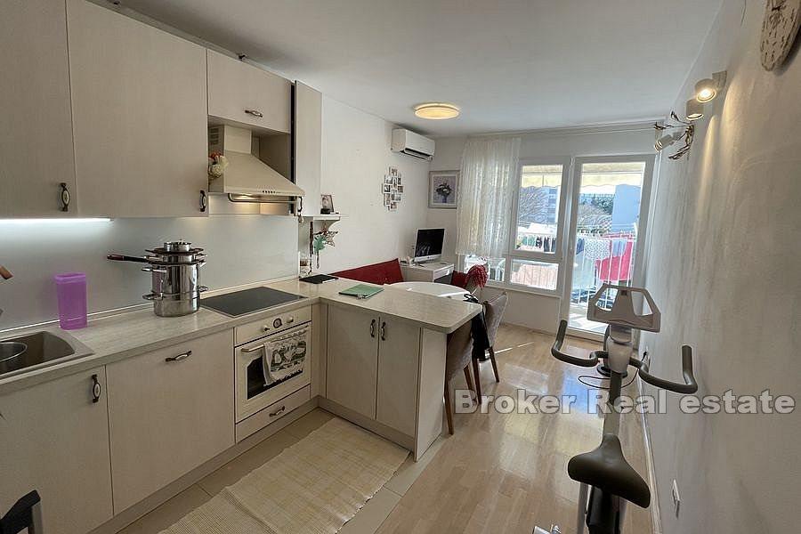 Split - Sućidar, appartement de deux chambres