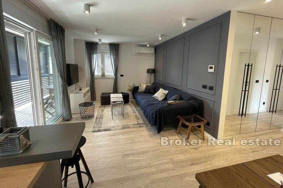 Makarska - Appartement moderne de deux chambres