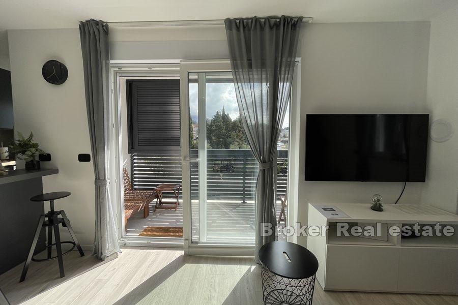 Makarska - Appartement moderne de deux chambres