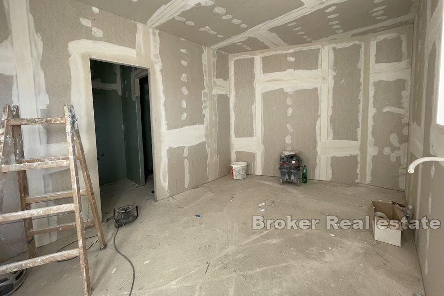 Split area - Commerce - espace de stockage