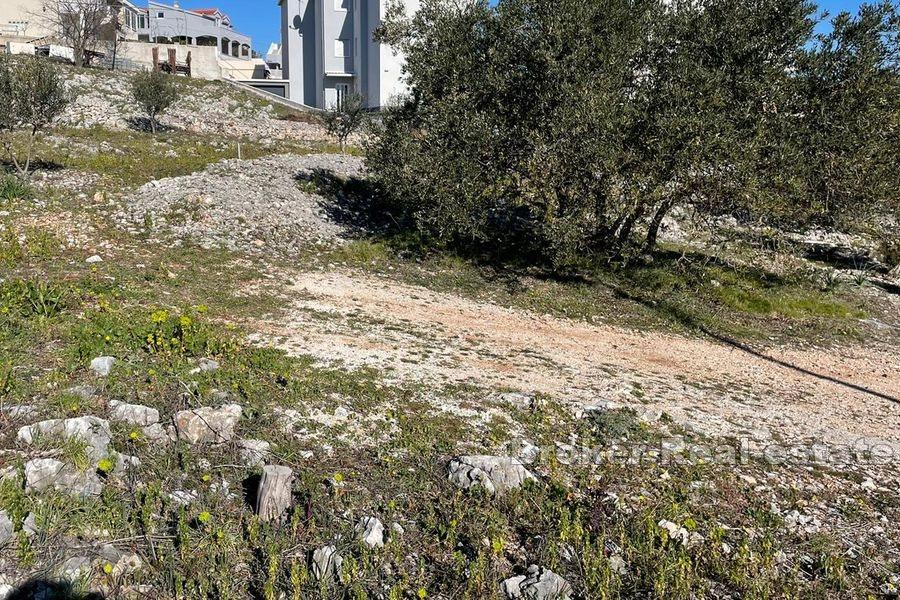 Ciovo - Terreno edificabile vicino al mare