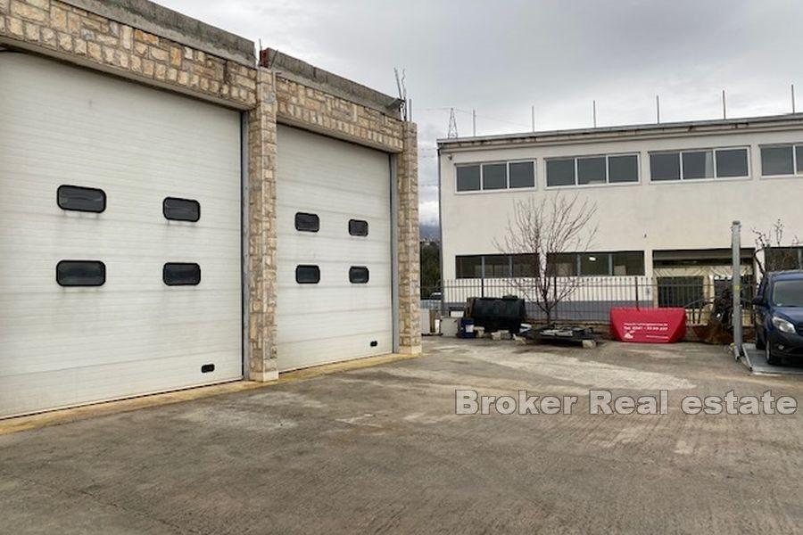 Solin - Business - úložný prostor