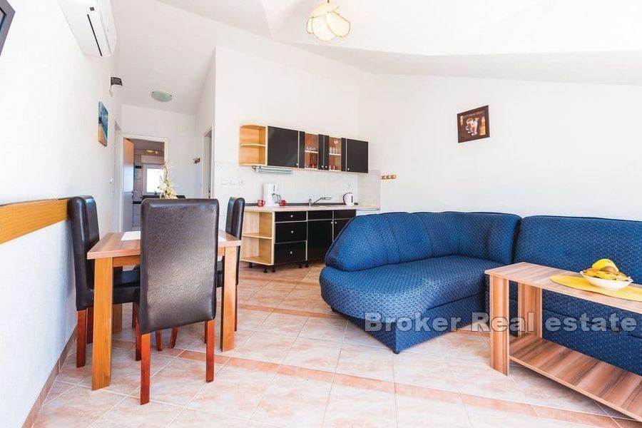 Rogoznica - Apartment house with sea view