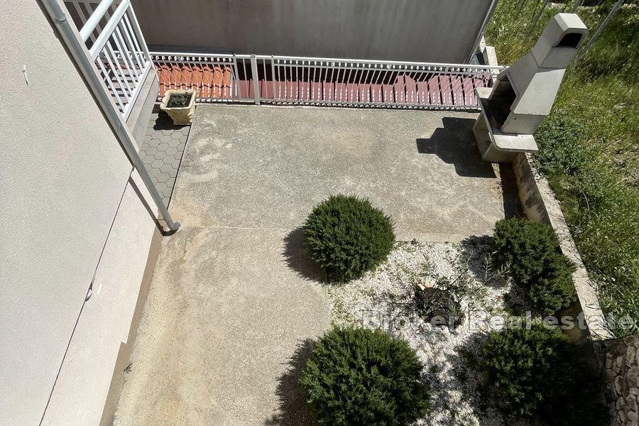 Rogoznica - Apartment house with sea view