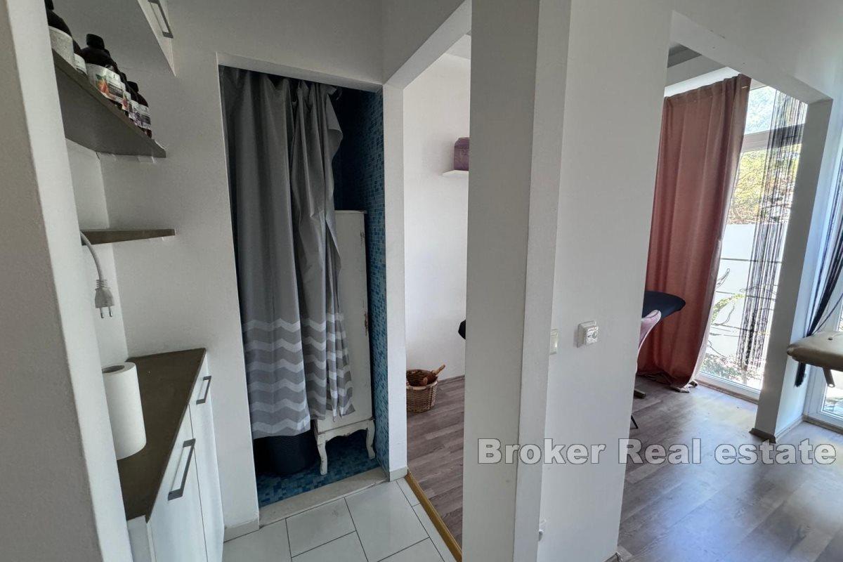 Split, Kman - espace commercial à des fins diverses