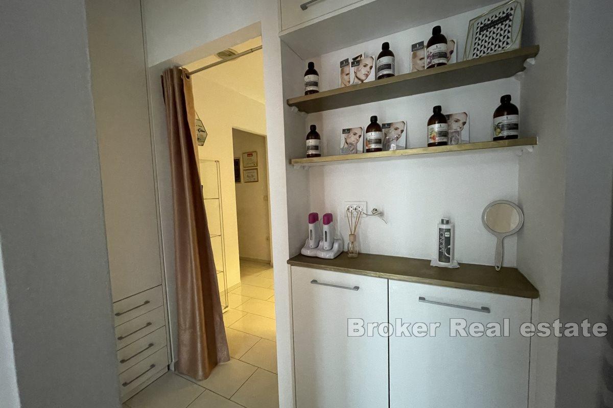 Split, Kman - espace commercial à des fins diverses