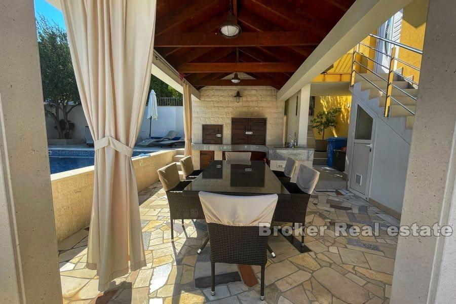 Trogir - Beautiful house near the sea