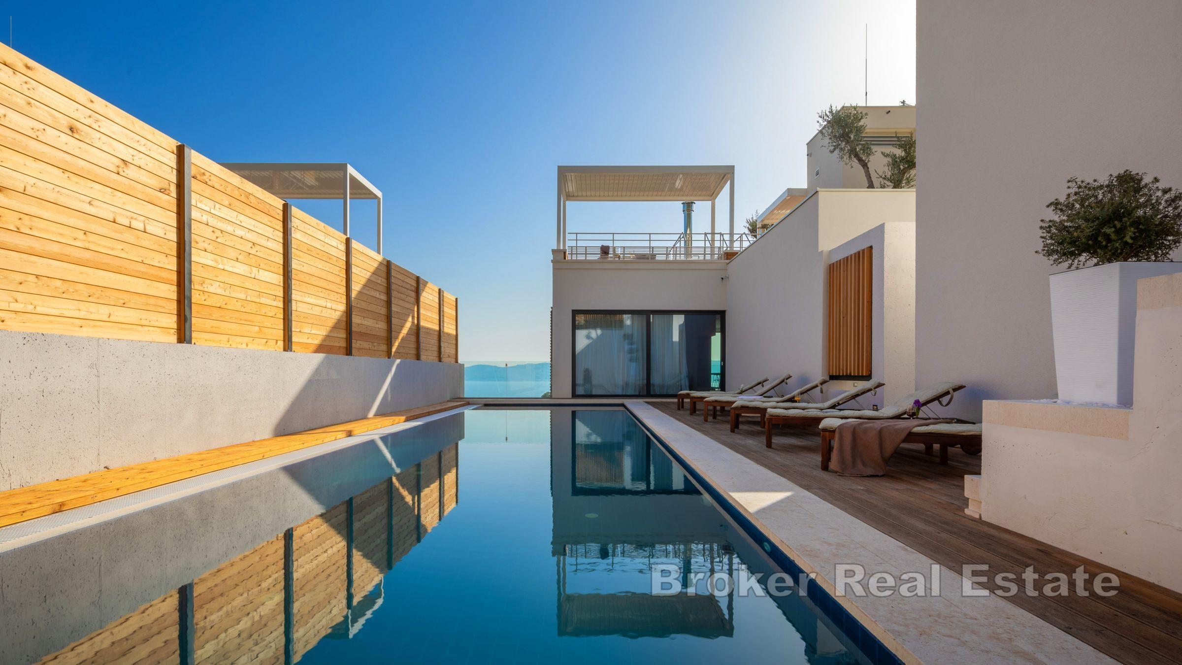 Omis - Moderne Villa mit Panoramablick