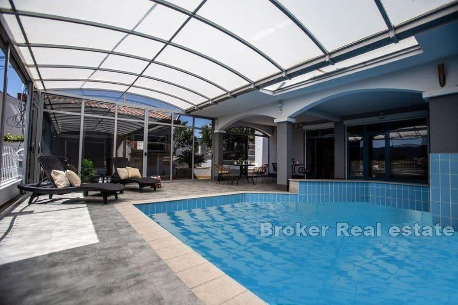 Ploce - Casa con piscina e vista mare