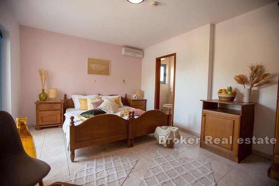 Ploce - Casa con piscina e vista mare