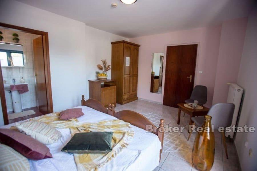 Ploce - Casa con piscina e vista mare