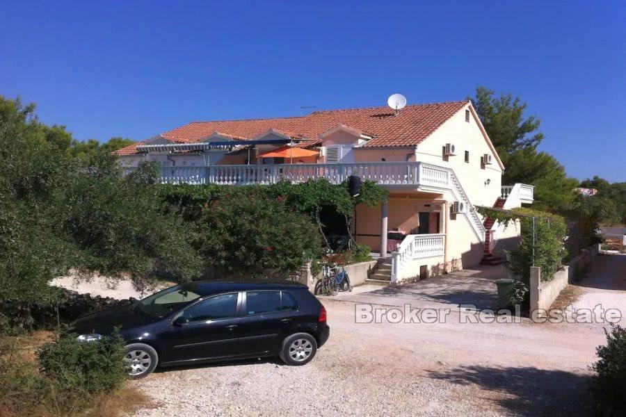 Murter - semi detached house with apartments