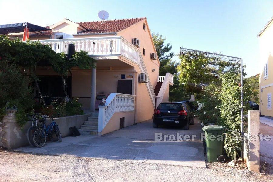 Murter - semi detached house with apartments