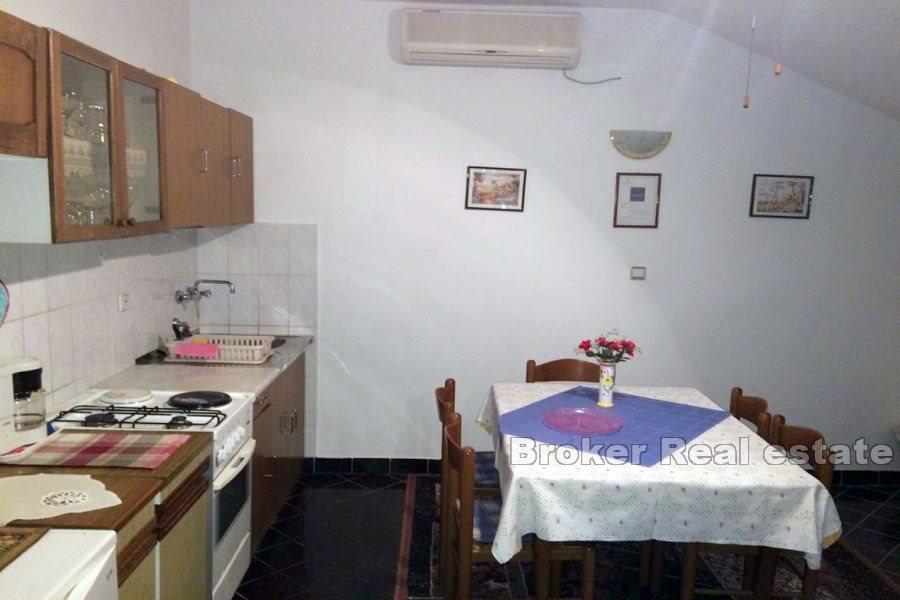 Murter - semi detached house with apartments